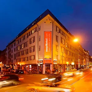 Easyhotel Hackescher Markt 2*, Berlin Almanya